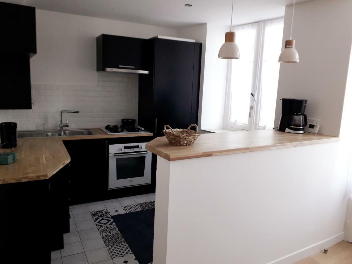 Appartement Au Coeur De Bayonne Sur Les Remparts Exterior photo