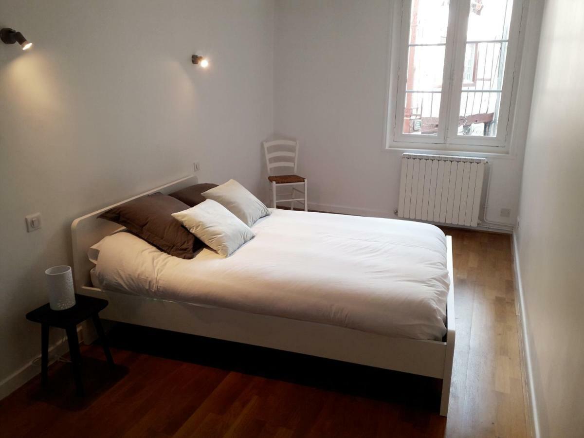 Appartement Au Coeur De Bayonne Sur Les Remparts Exterior photo